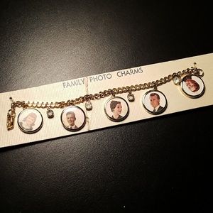 Vintage Jewelry - 1950's Family Photo Charm Bracelet Original Card Vintage Jewelry - 1950's Family Photo Charm Bracelet Original Card